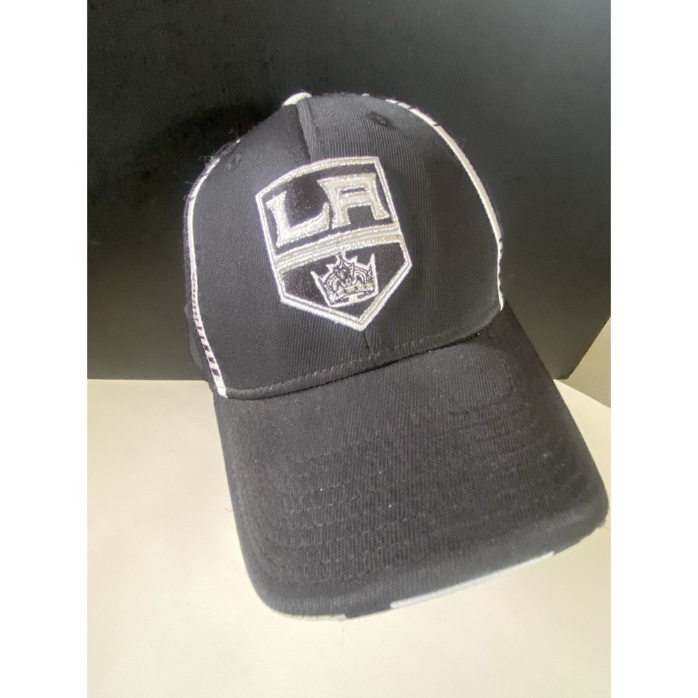 LA Kings Hat Reebok Center Ice Collection NHL Hockey Baseball Cap. Size S/M